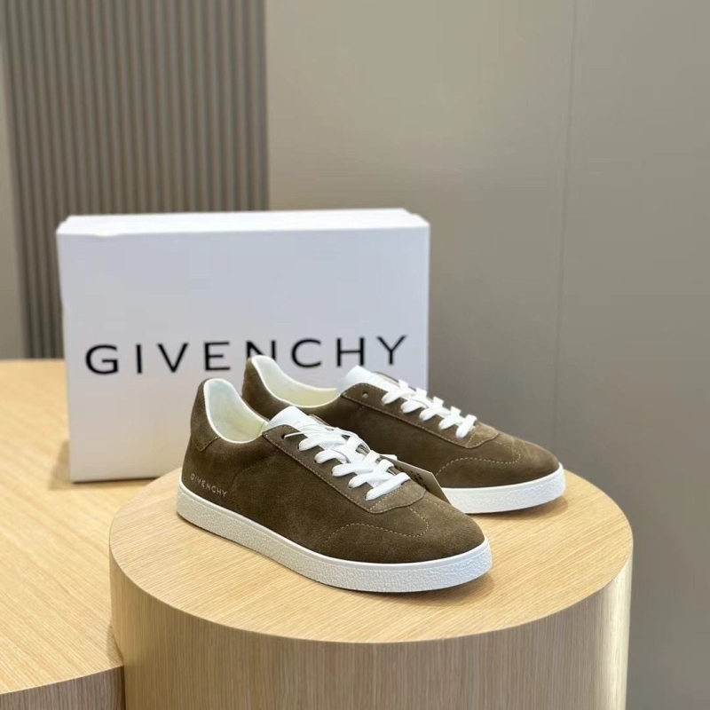 Givenchy Sneakers